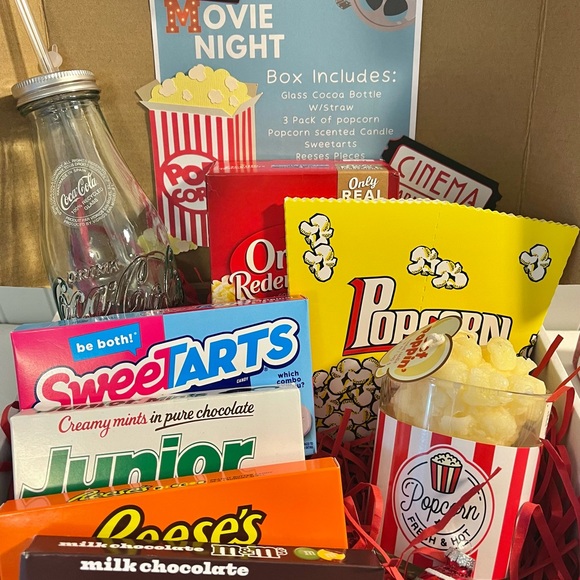 Movie Night Gift Box with Glass Coca Cola Bottles w/straw - Picture 2 of 13